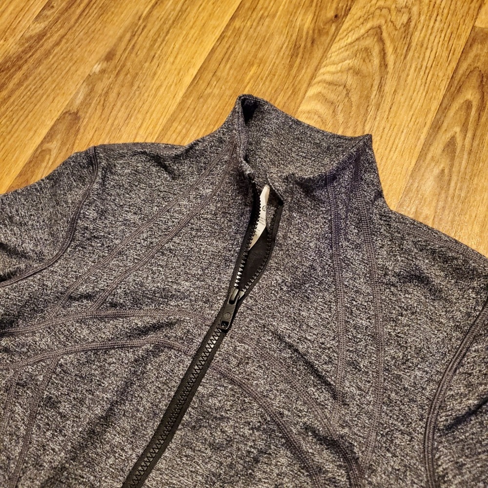 Lululemon Define Jacket Women 8 Medium Grey Full‎ Zip Thumbholes Pockets